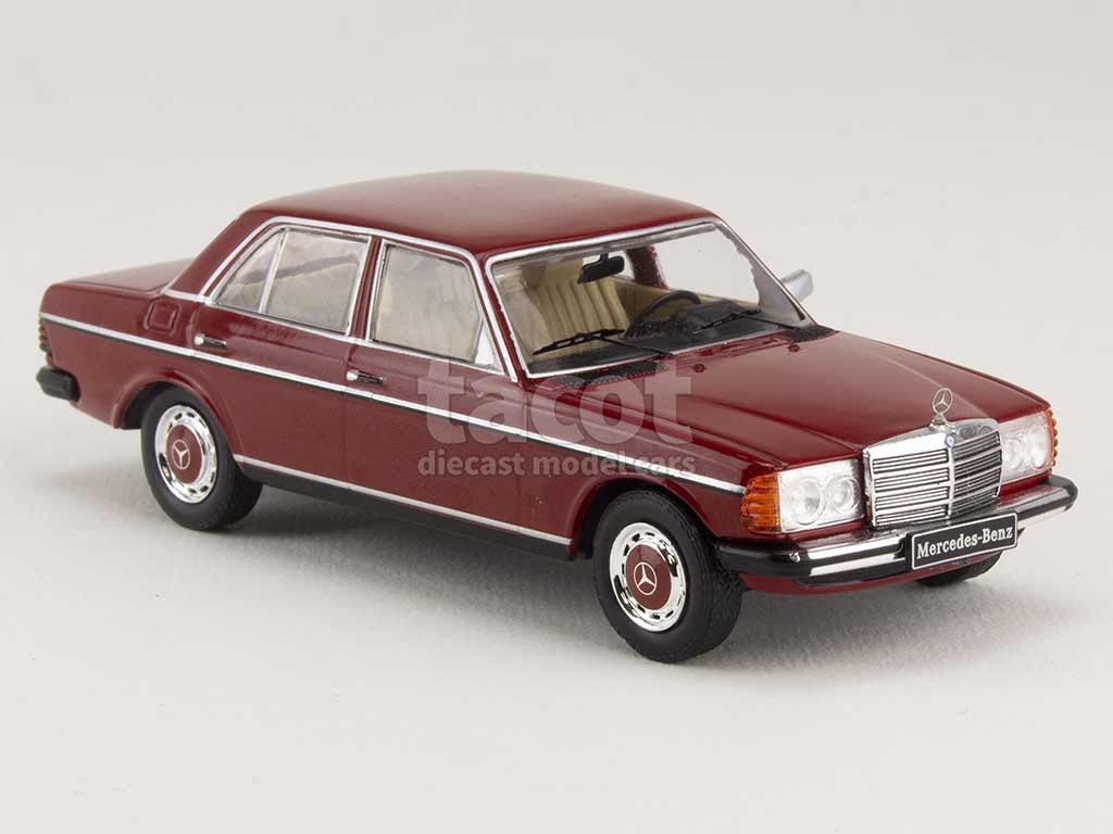 99721 Mercedes 240D/ W123 1976