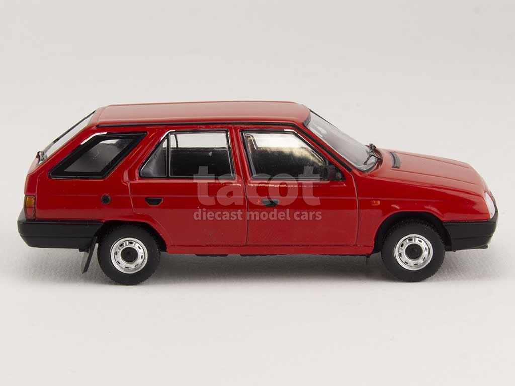 99724 Skoda Forman 1990