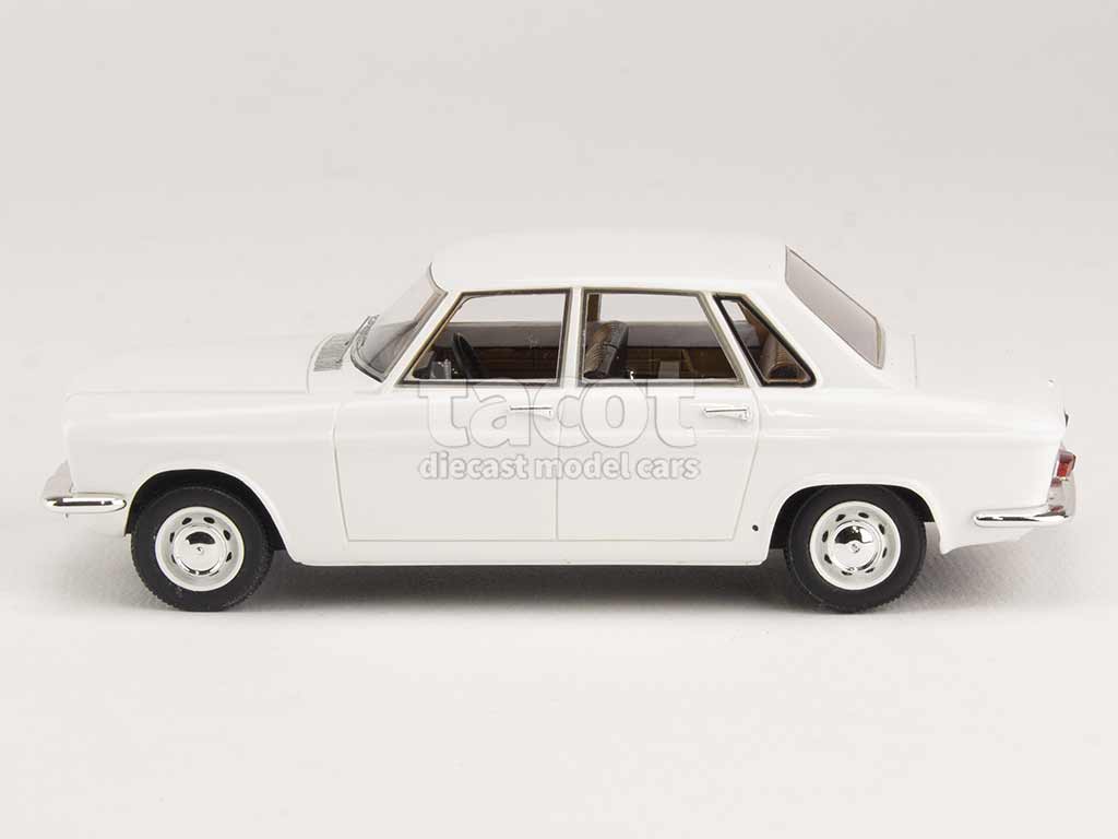 99737 Renault R16 Projet 114 1961
