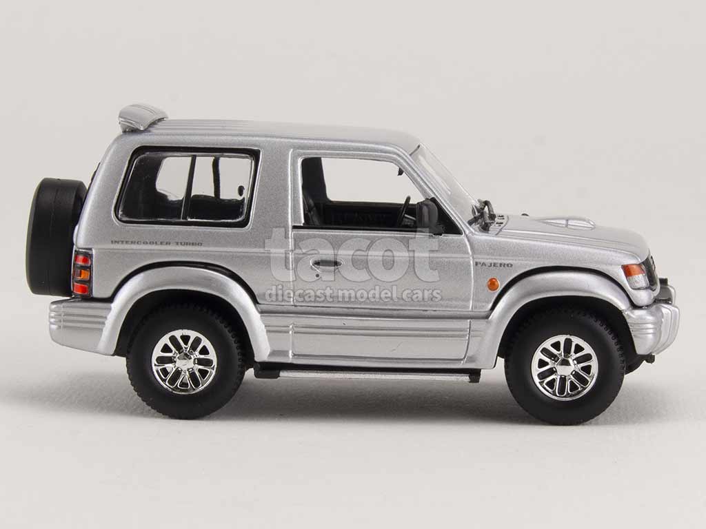 99755 Mitsubishi Pajero 1991
