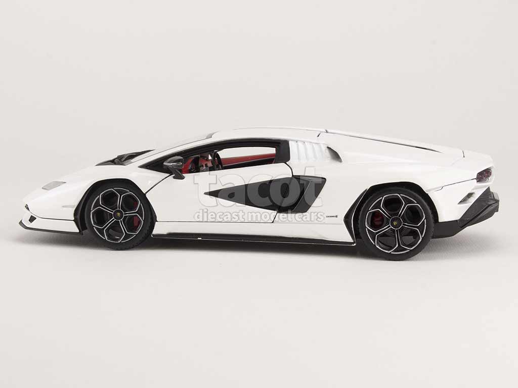 99764 Lamborghini Countach LPI 800-4 2021