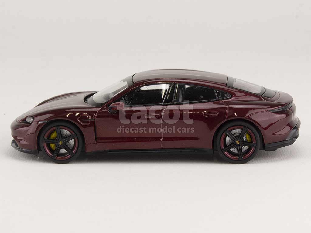 99842 Porsche Taycan Turbo S 2019