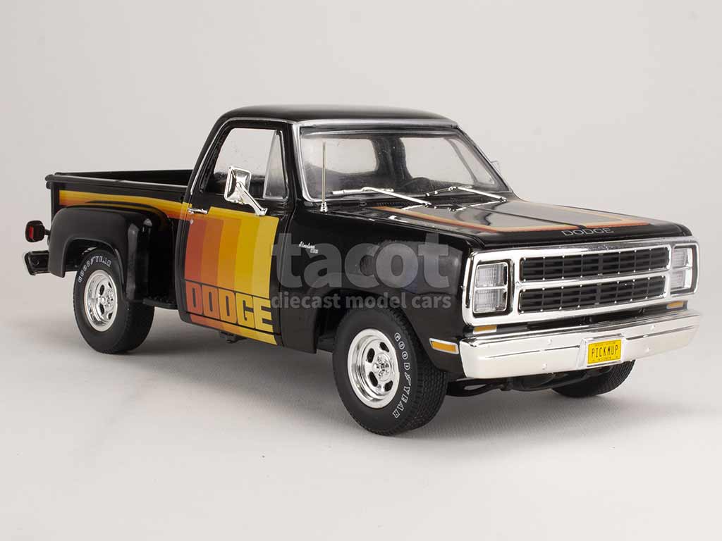 99869 Dodge D150 Utiline Pick-M-Up 1980