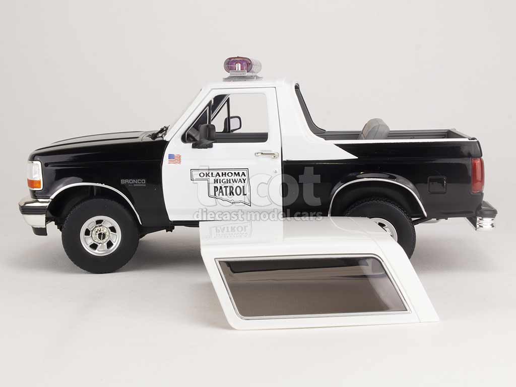 99887 Ford Bronco Police 1996