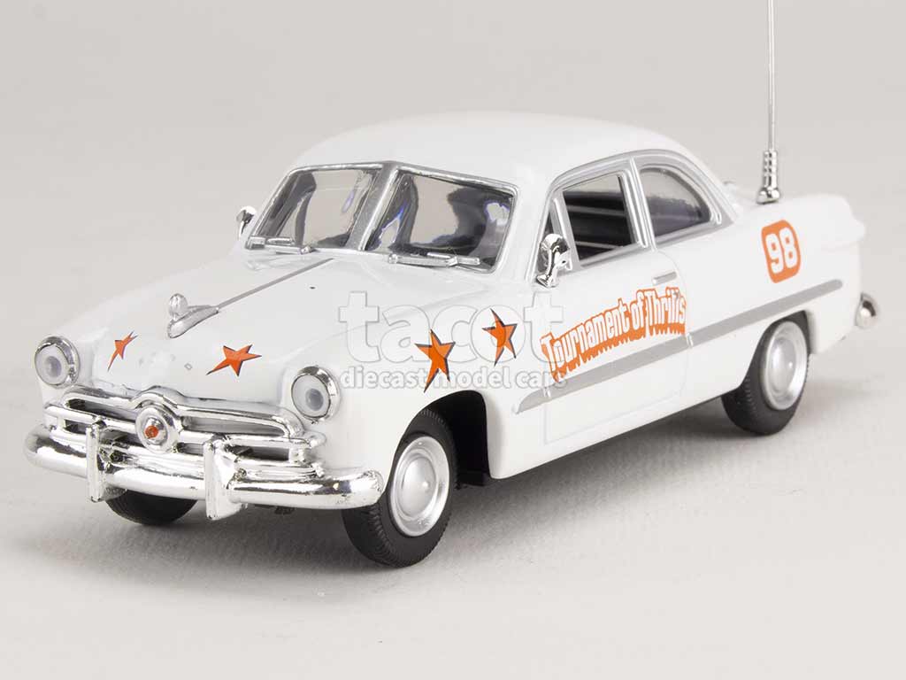 99893 Ford Coupé 1949