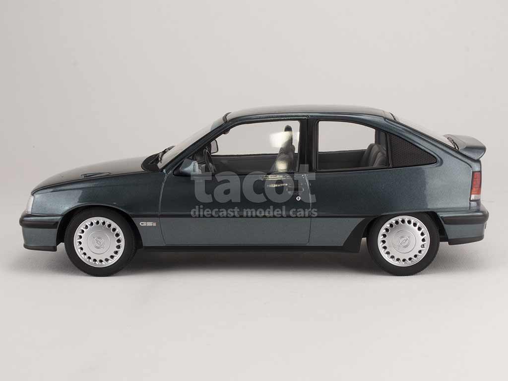 Miniature Opel Kadett Diesel 5 Portes 1983 Verte Métal - Échelle 1/43 Altaya - Neuf