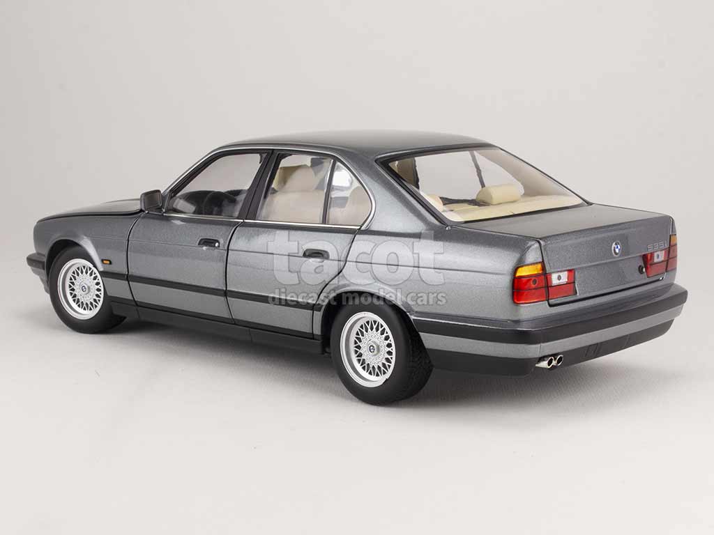 99996 BMW 535i/ E34 1988