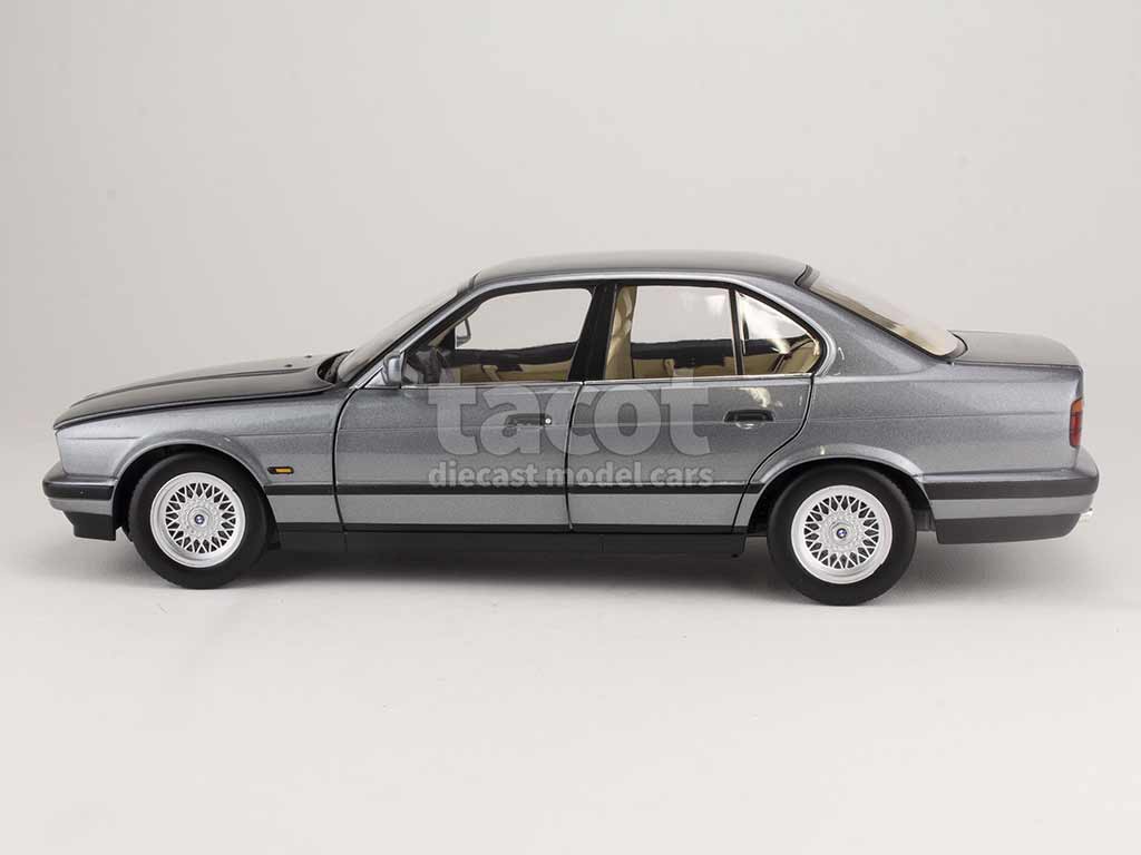 99996 BMW 535i/ E34 1988