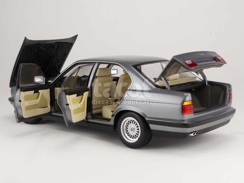 99996 BMW 535i/ E34 1988