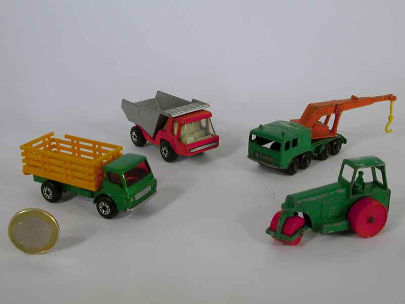 Coll 1621 Divers Lot 4 camions