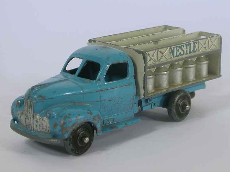 Dinky Toys 25O – Camion Laitier Studebaker Miniature En Métal, Original