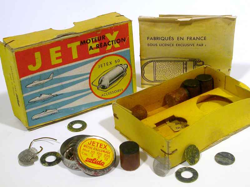 Coll 4461 Divers MOTEUR A REACTION