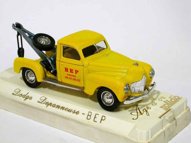 Coll 4672 Dodge D&eacute;panneuse BEP 1940
