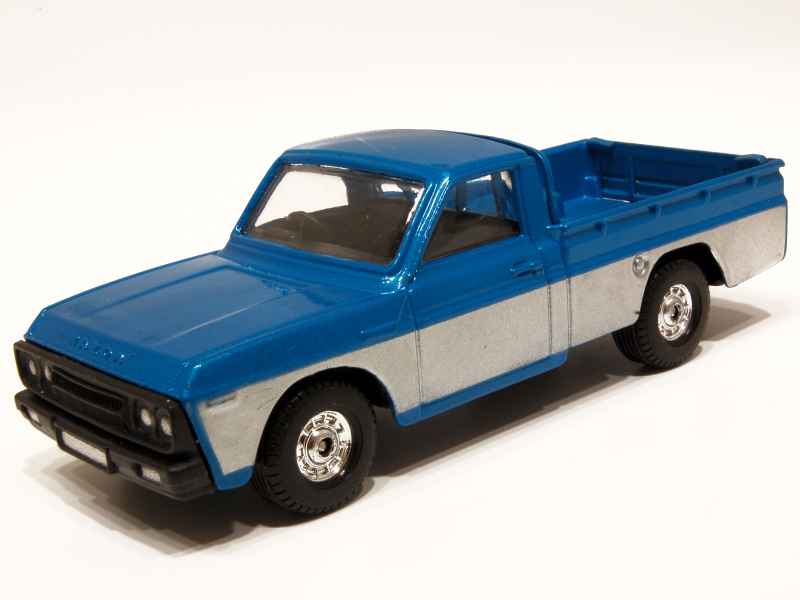 Coll 5401 Mazda B1600 Pick-Up