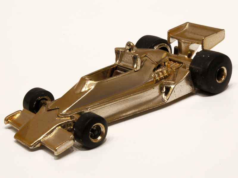 Coll 6590 McLaren M 26