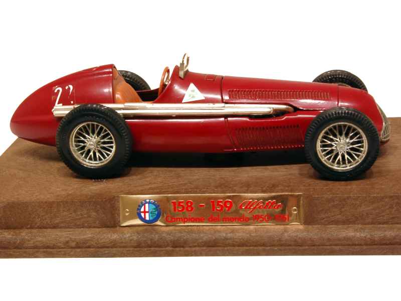 Alfa Romeo - Alfetta 159 1951 - Mebetoys - 1/25 - Autos Miniatures
