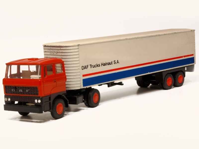 LION CAR - 40 - Coupe DAF 66 - Rouge - En boite EUR 89,90 - FR