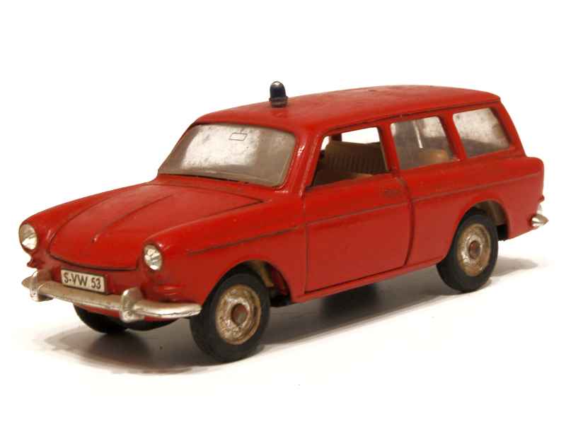 Coll 8670 Volkswagen 1600 Variant Pompier