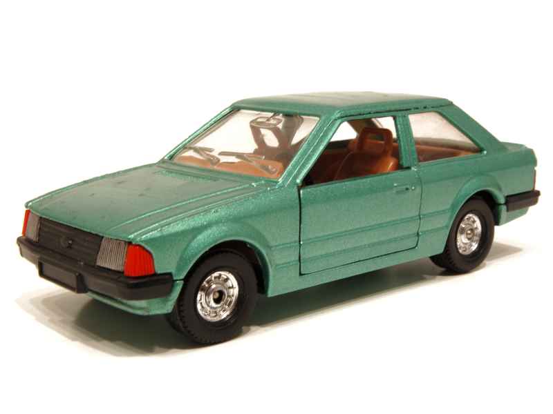 Coll 9664 Ford Escort 1.3 GL