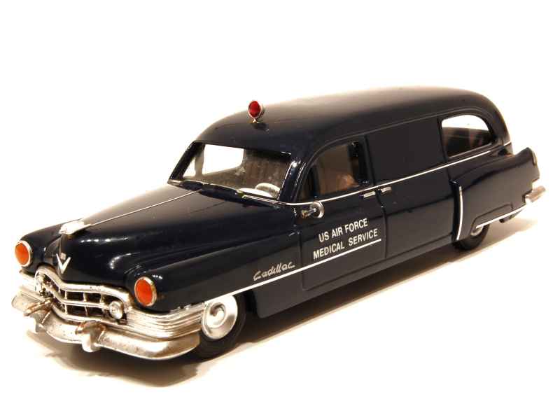 Coll 11325 Cadillac Serie 86 Ambulance 1950