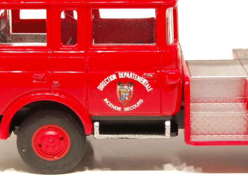Lucky Norev 1/43 – Berliet GBK Grande Echelle Pompiers – Miniature De Collection