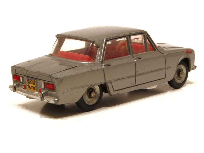 Coll 12621 Alfa Romeo Giulia Ti
