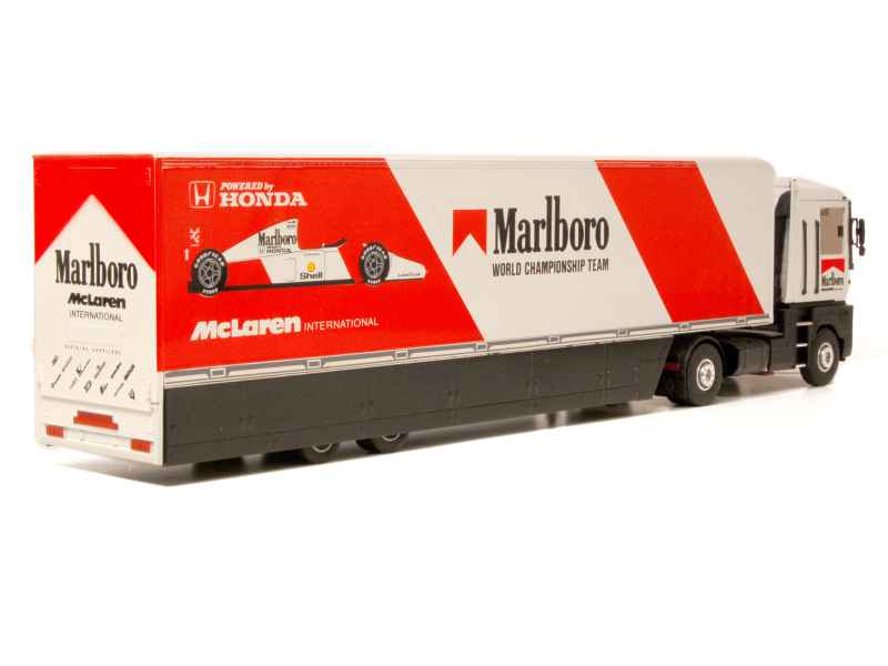 Coll 12911 Renault AE 500 Magnum F1 Team