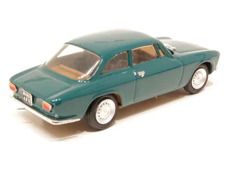 Coll 13224 Alfa Romeo 1600 GT