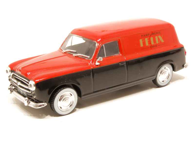 Jouet En Tôle Vintage - Peugeot 403 Break - Miniature Ancienne - Occasion - Fabriqué En France