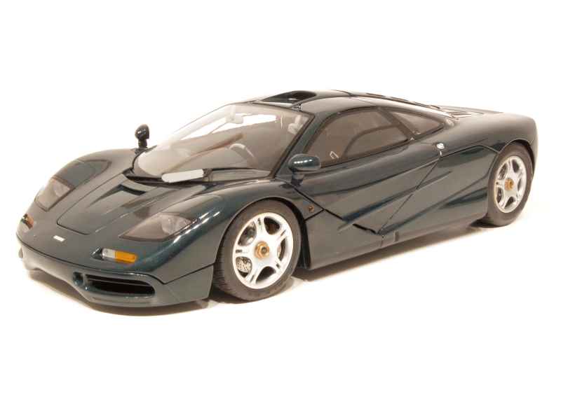 Coll 13466 McLaren F1 GTR Road Car 1993