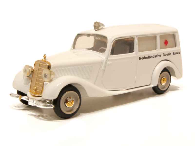 Coll 13588 Mercedes 170V Ambulance