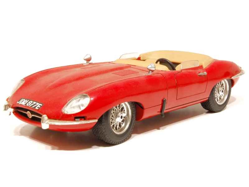 Bburago Jaguar E-Type Cabrio Grün 1961-1974 18-12046 1/18 Modell Auto