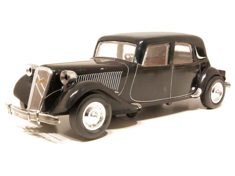 Jouet vintage - Citroën traction - Année 1974 Canton Vaud