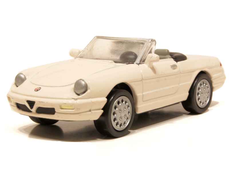 Coll 14568 Alfa Romeo Spyder 1989