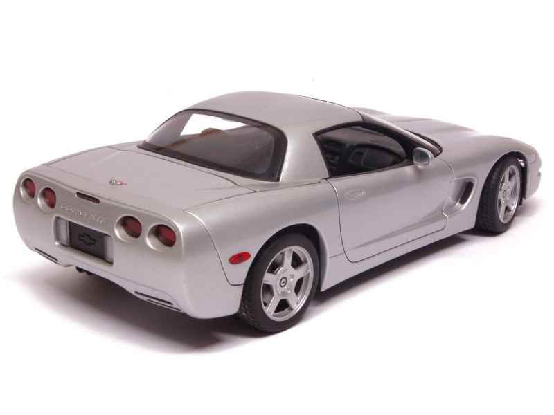 Coll 15357 Chevrolet Corvette Hardtop 1999