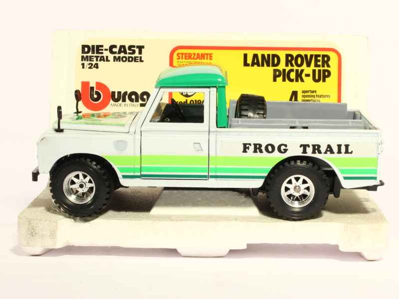 Coll 15413 Land Rover Defender Pick-Up