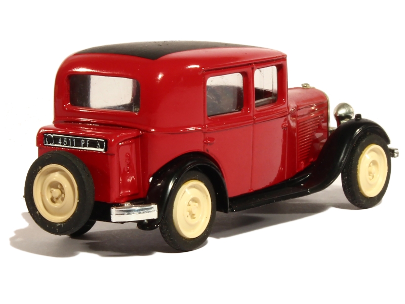 Coll 15552 Peugeot 201 Berline 1931