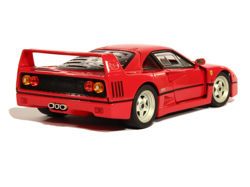 Ferrari F40 1/18 - Tonka Polistil - Métal - Rouge - Italie - Occasion Boîte Fermée