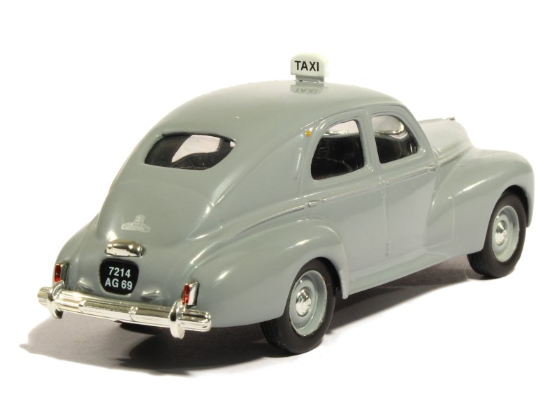 Coll 15767 Peugeot 203 Berline Taxi Lyon 1955
