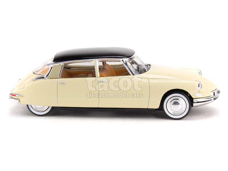 Coll 16011 Citroën DS19 1956