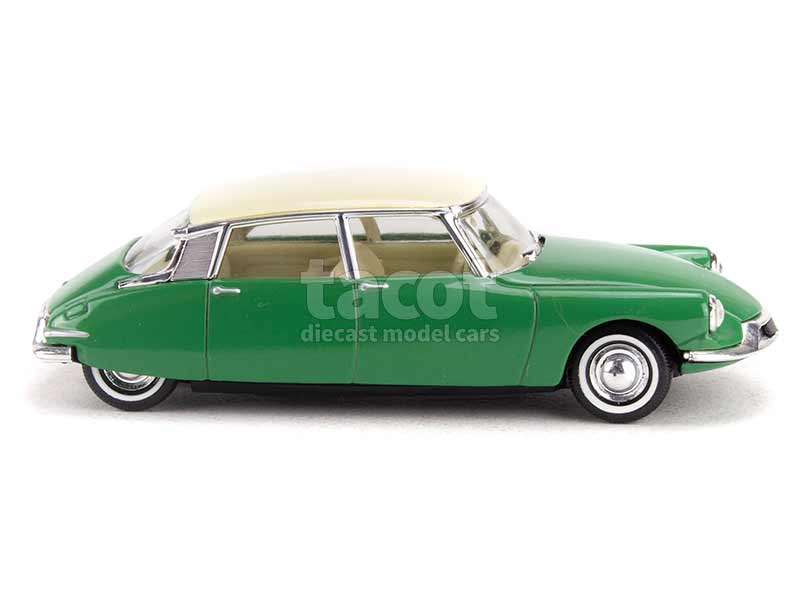 Coll 16012 Citroën DS19 1956