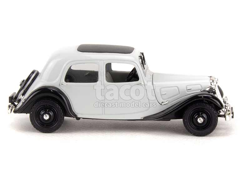 IDEM – Citroën Traction 7CV Berline 1934 – 1/43 – Kit Monté (collection)
