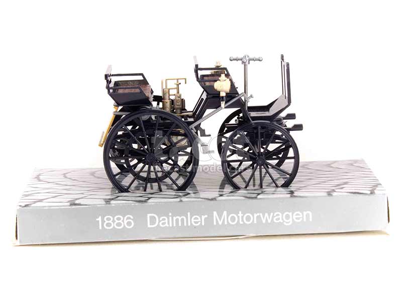 Coll 16279 Daimler Motorwagen 1886