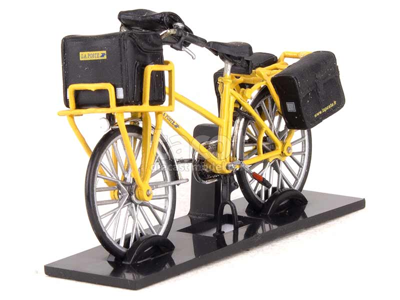 Coll 16299 Divers Vélo Gitane Facteur La Poste